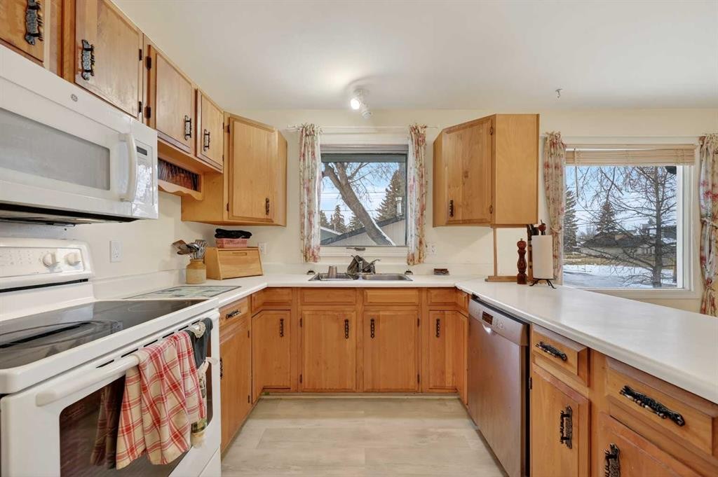 8527 Bowglen Road Nw, Calgary, AB