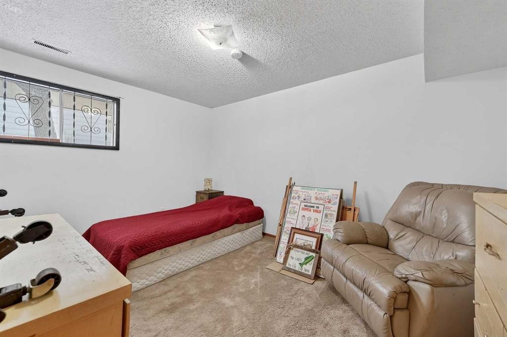 8527 Bowglen Road Nw, Calgary, AB