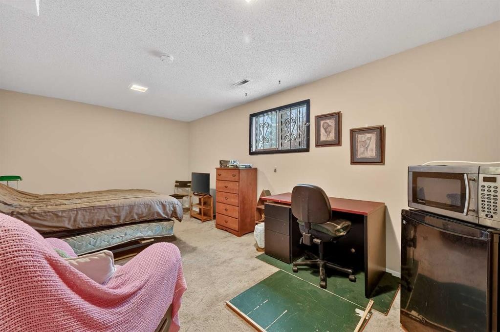 8527 Bowglen Road Nw, Calgary, AB