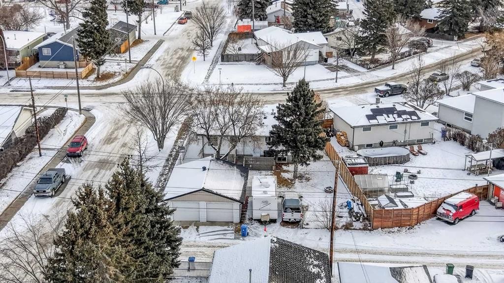 8527 Bowglen Road Nw, Calgary, AB