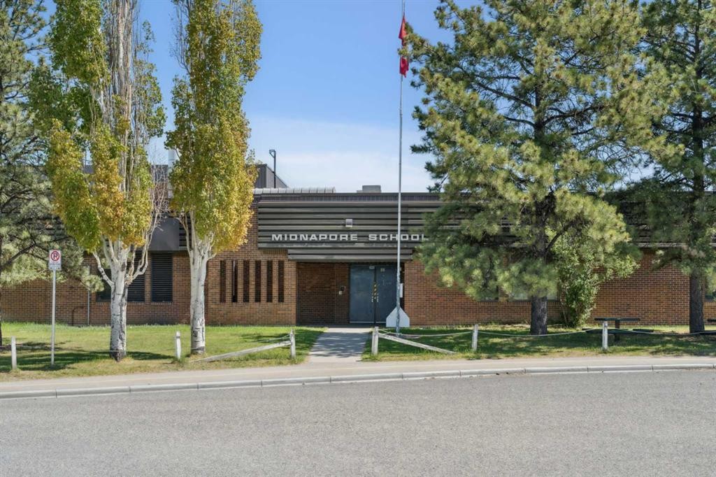 70 Midridge Gardens Se, Calgary, AB - Other