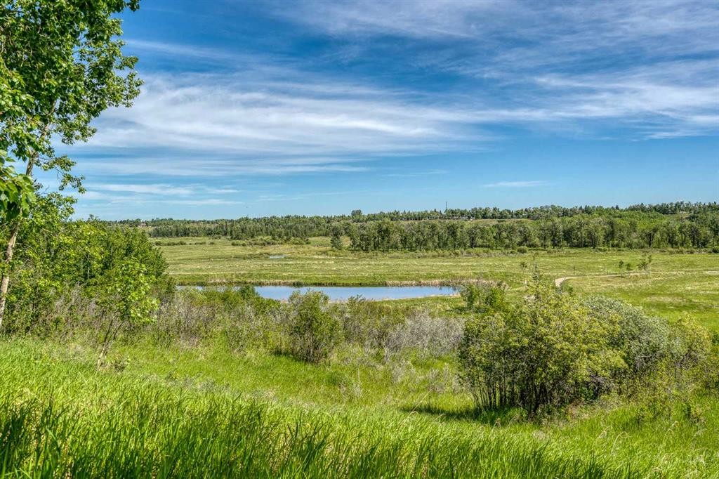 70 Midridge Gardens Se, Calgary, AB - Outdoor With View