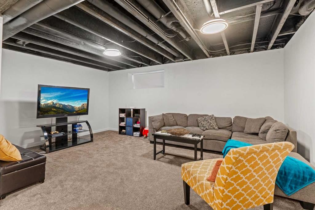 333 Mahogany Boulevard Se, Calgary, AB