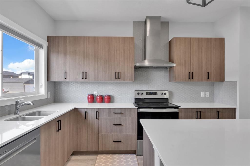 67 Corner Glen Gardens Ne, Calgary, AB