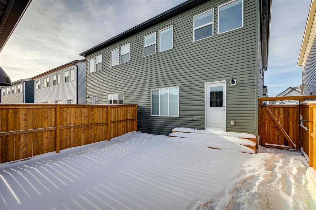 642 Rangeview Street Se, Calgary, AB - Outdoor With Exterior