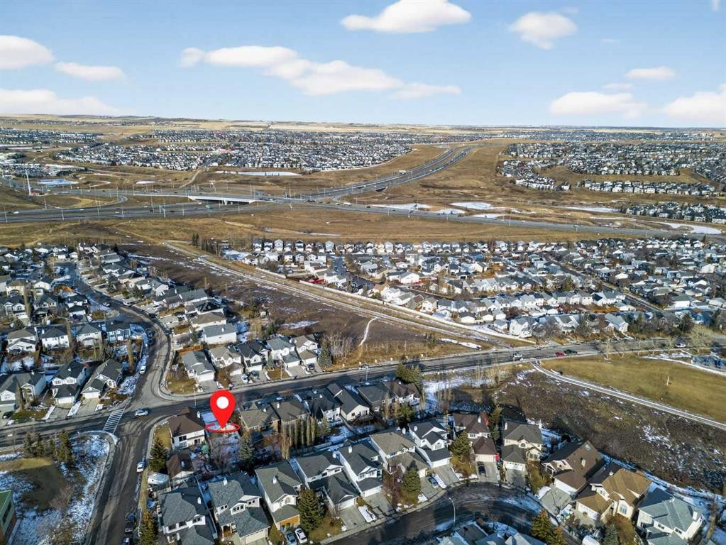 10929 Hidden Valley Drive Nw, Calgary, AB