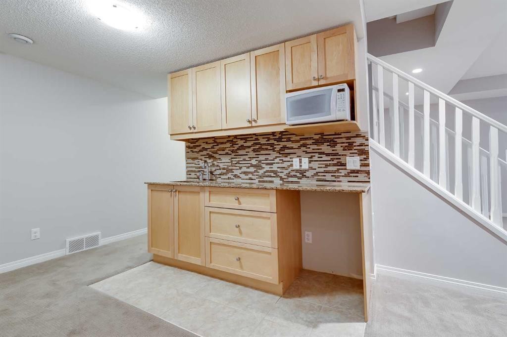 31 Scenic Hill Close Nw, Calgary, AB