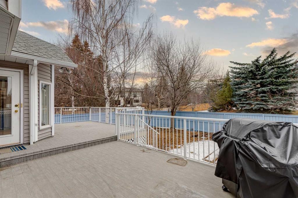 31 Scenic Hill Close Nw, Calgary, AB