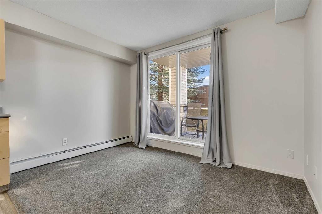 1122-2371 Eversyde Avenue Sw, Calgary, AB - Indoor Photo Showing Other Room