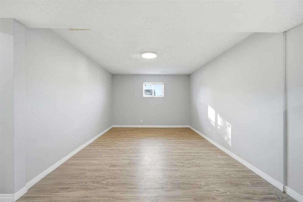 116 Falsby Road Ne, Calgary, AB