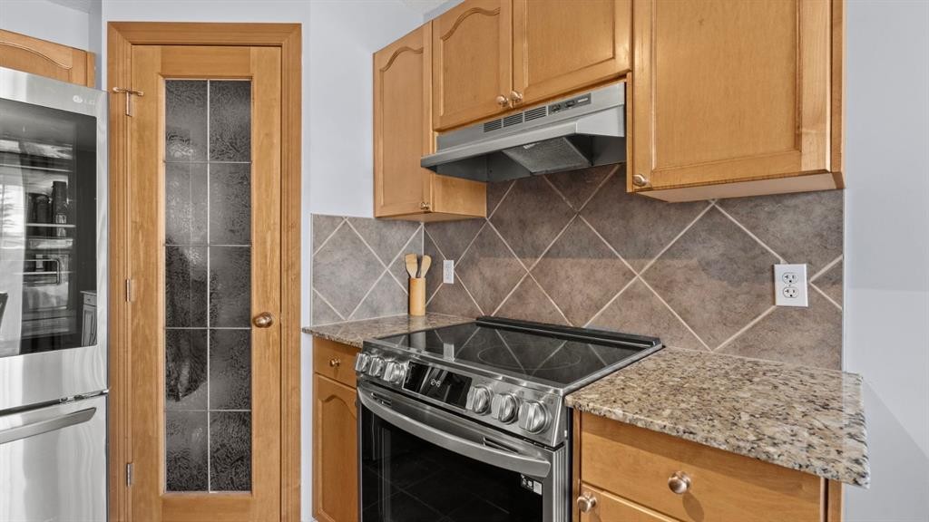 158 Covemeadow Road Ne, Calgary, AB - Indoor Photo Showing Kitchen