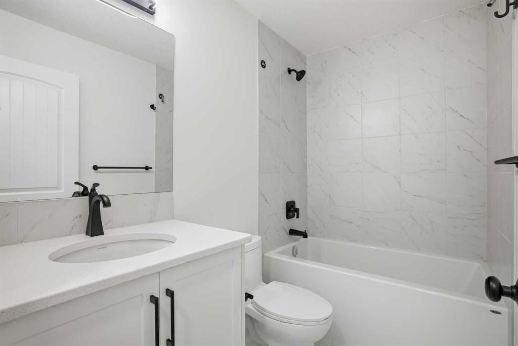 3610 Cornerstone Boulevard Ne, Calgary, AB - Indoor Photo Showing Bathroom