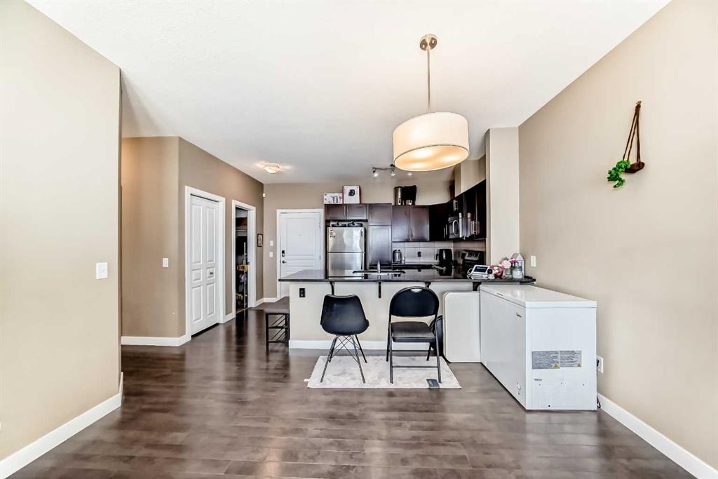 312-48 Panatella Road Nw, Calgary, AB - Indoor Photo Showing Other Room
