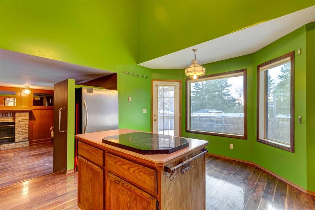 184 Riverbend Drive Se, Calgary, AB - Indoor Photo Showing Other Room