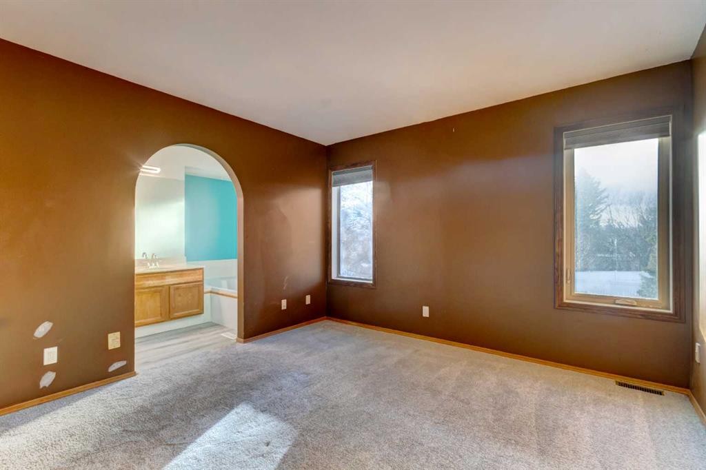184 Riverbend Drive Se, Calgary, AB - Indoor Photo Showing Other Room