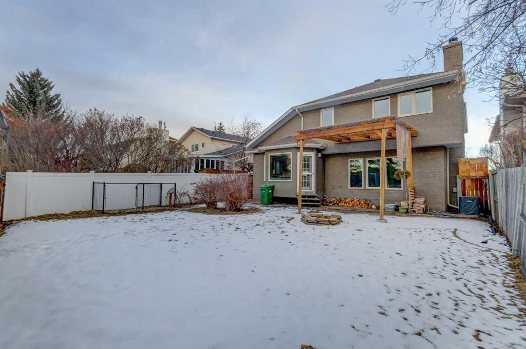 184 Riverbend Drive Se, Calgary, AB - Outdoor