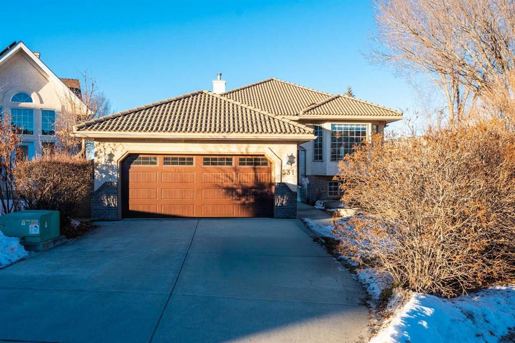 531 Sierra Morena Court Sw, Calgary, AB - Outdoor