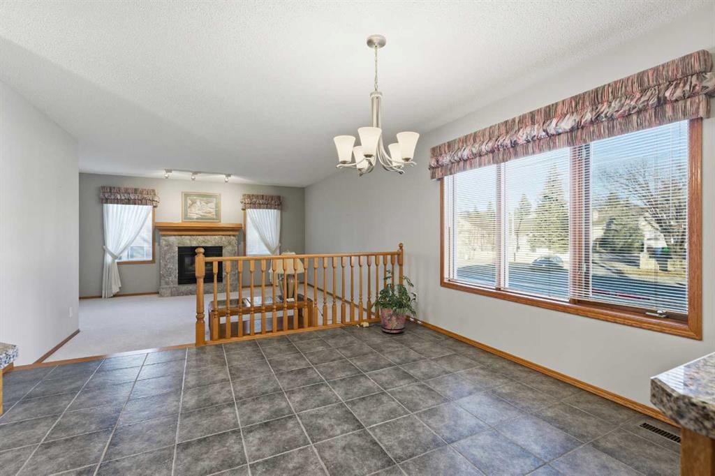 531 Sierra Morena Court Sw, Calgary, AB - Indoor With Fireplace