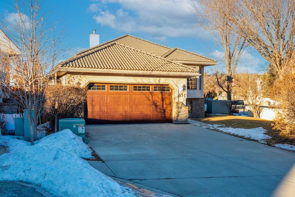531 Sierra Morena Court Sw, Calgary, AB - Outdoor