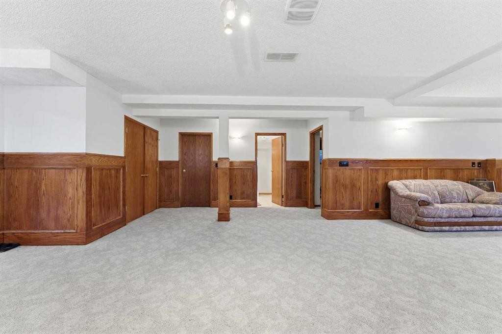 531 Sierra Morena Court Sw, Calgary, AB - Indoor
