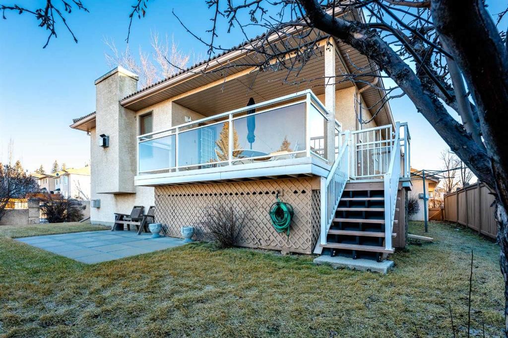 531 Sierra Morena Court Sw, Calgary, AB - Outdoor