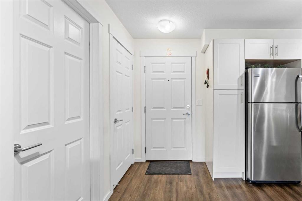 2313-99 Copperstone Park Se, Calgary, AB - Indoor Photo Showing Other Room