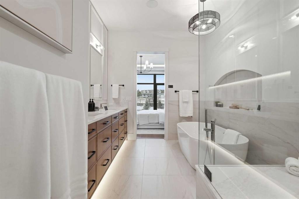 745 Serenity Bend, Heritage Pointe, AB - Indoor Photo Showing Bathroom