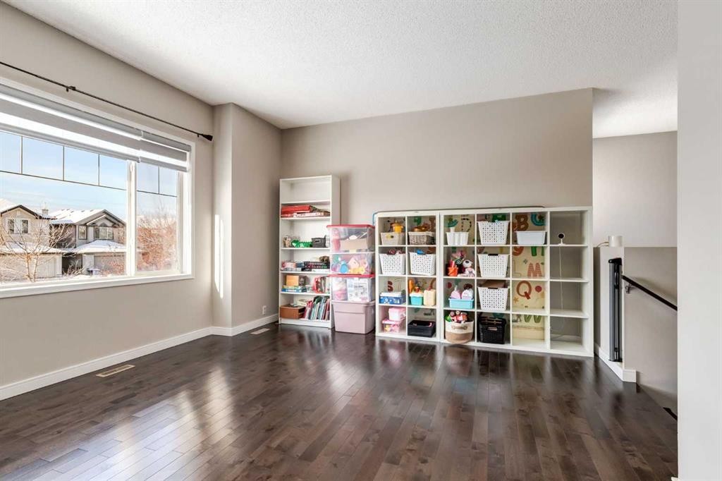 815 Tuscany Drive Nw, Calgary, AB - Indoor