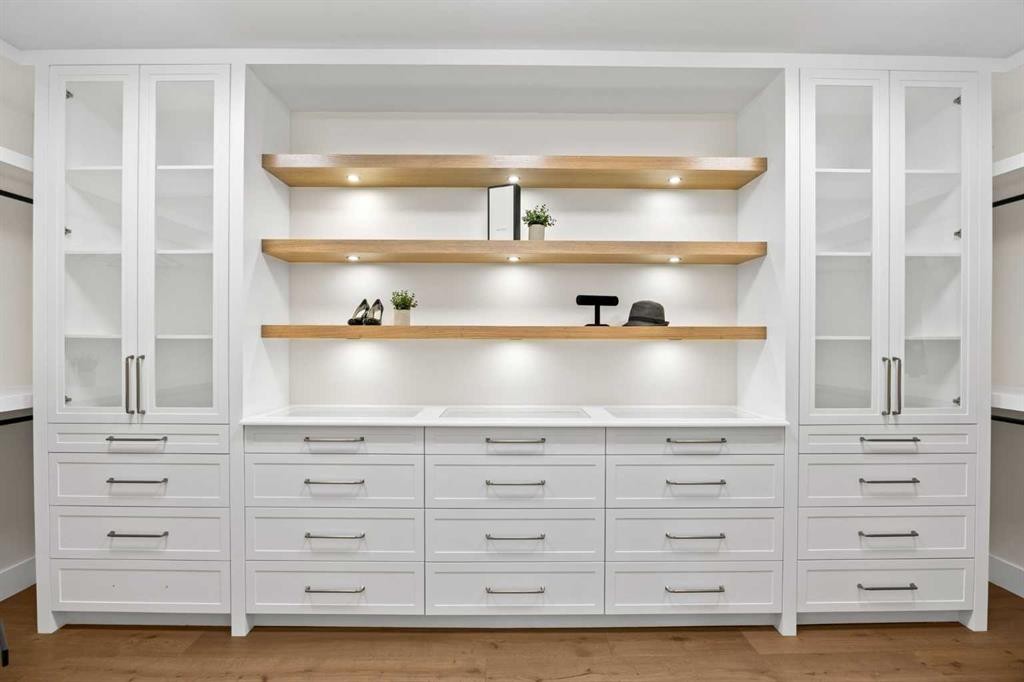 1220 Varsity Estates Road Nw, Calgary, AB - Indoor Photo Showing Other Room