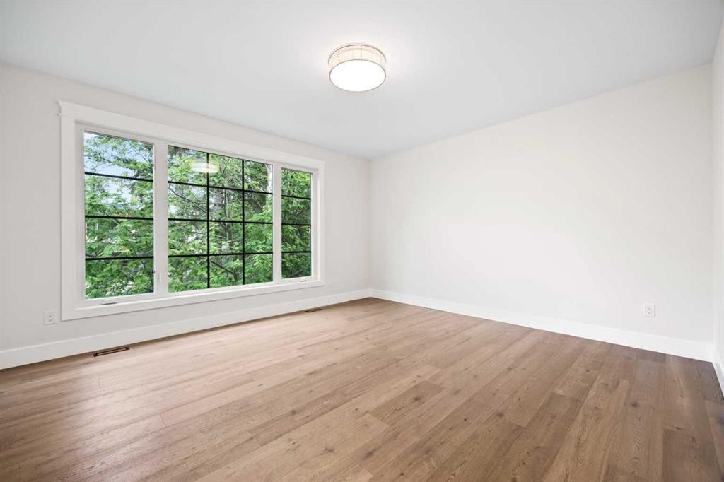 1220 Varsity Estates Road Nw, Calgary, AB - Indoor Photo Showing Other Room