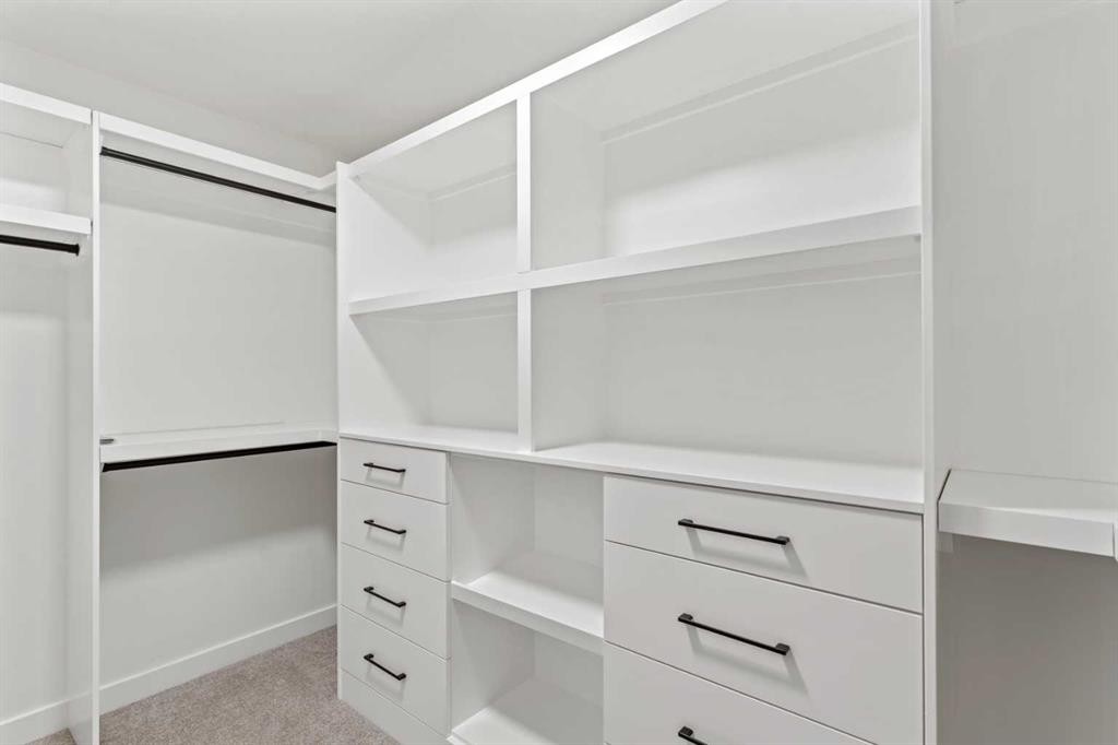 8 Ranchers Meadows, Okotoks, AB