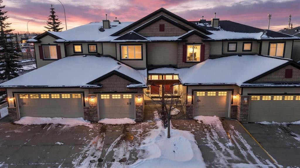 132 Royal Birch Mount Nw, Calgary, AB - Outdoor With Facade