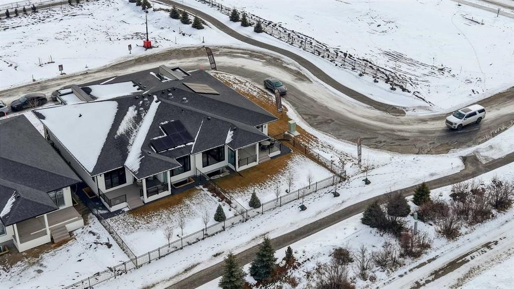 749 Serenity Bend, Heritage Pointe, AB - Outdoor