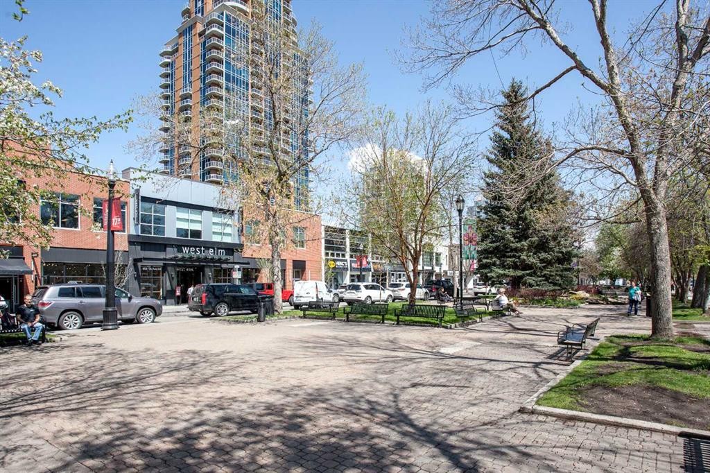 2C-515 17 Avenue Sw, Calgary, AB - Outdoor