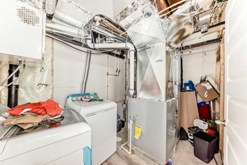 6 Corner Meadows Grove Ne, Calgary, AB - Indoor Photo Showing Other Room