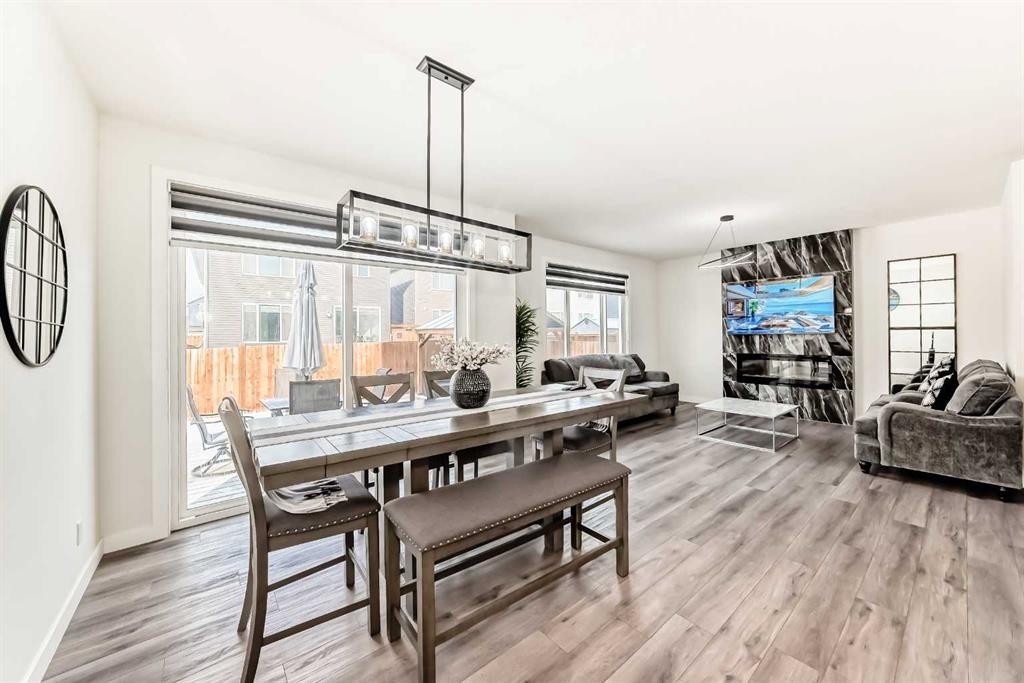 6 Corner Meadows Grove Ne, Calgary, AB - Indoor