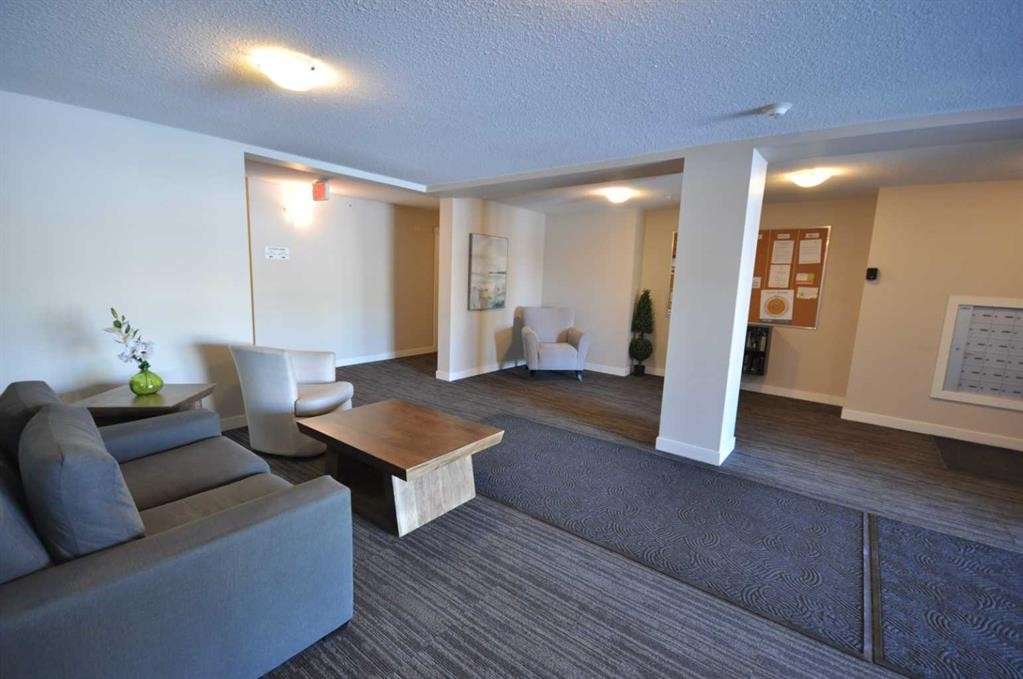 2103-625 Glenbow Drive, Cochrane, AB - Indoor