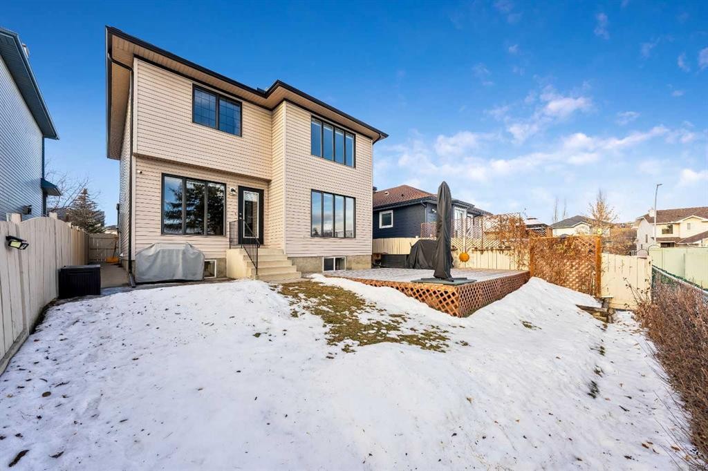 9 Hidden Valley Crescent Nw, Calgary, AB - Outdoor