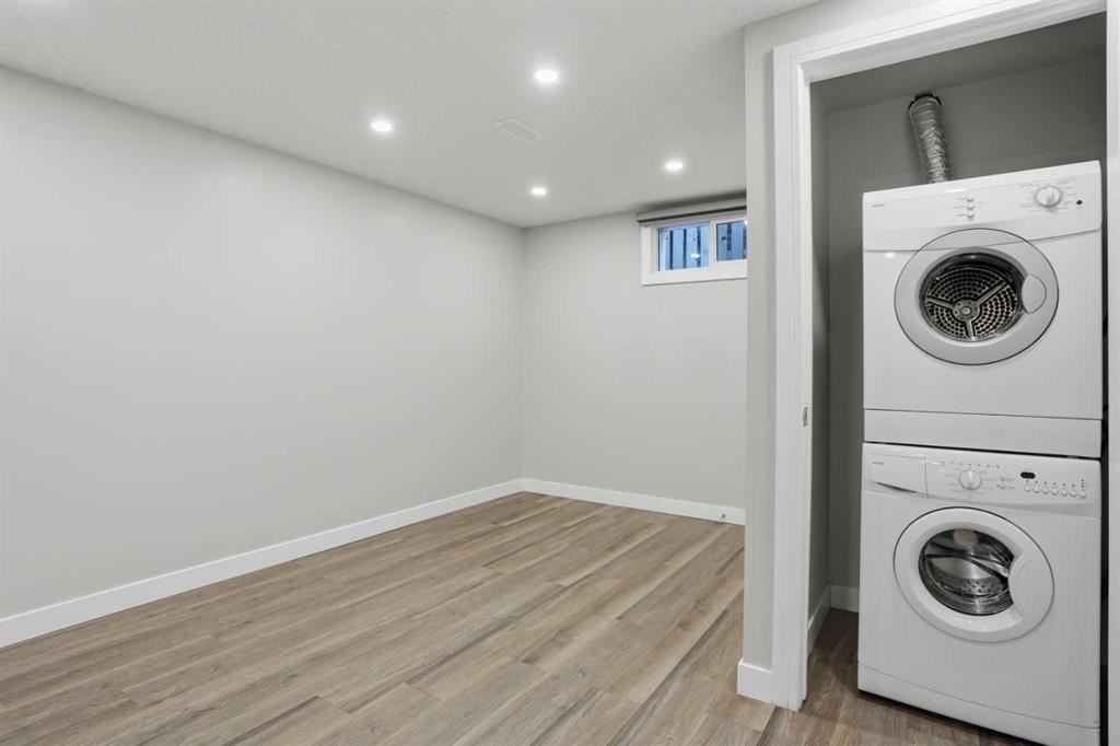 236 Fairview Drive Se, Calgary, AB - Indoor Photo Showing Laundry Room
