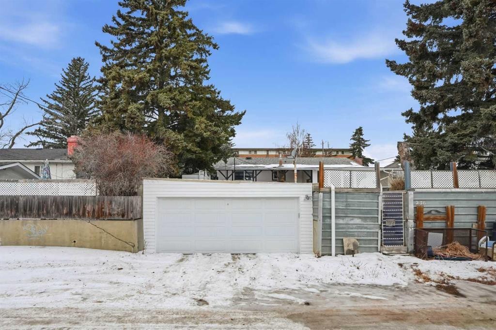 236 Fairview Drive Se, Calgary, AB - Outdoor