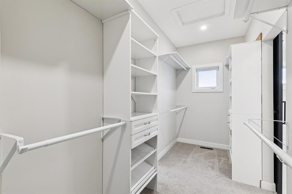 230 Chaparral Place Se, Calgary, AB