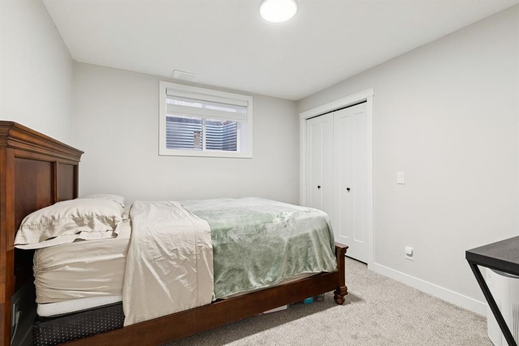 230 Chaparral Place Se, Calgary, AB