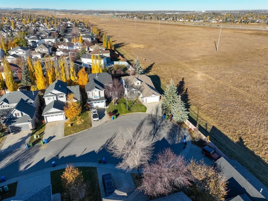 230 Chaparral Place Se, Calgary, AB