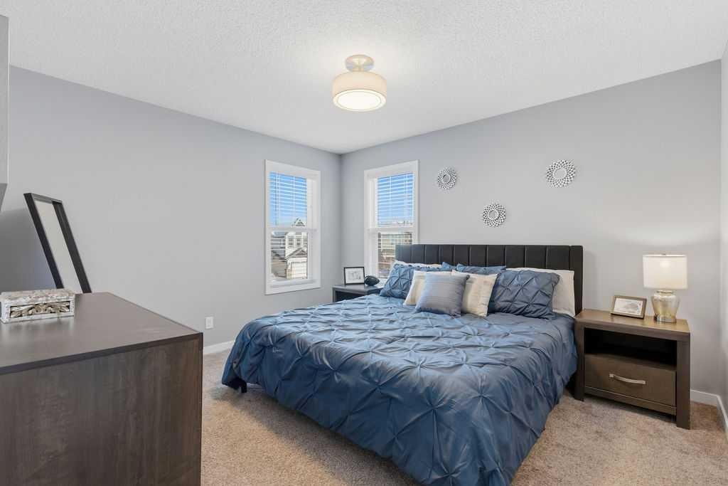105 Chaparral Valley Crescent Se, Calgary, AB - Indoor Photo Showing Bedroom
