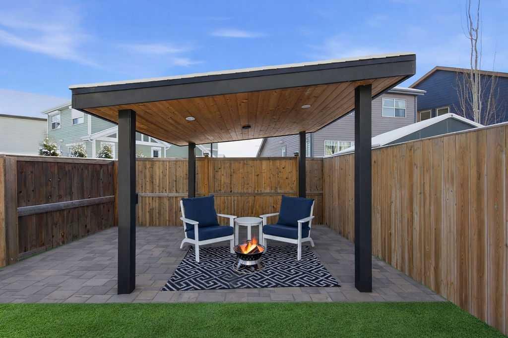 105 Chaparral Valley Crescent Se, Calgary, AB - Outdoor With Exterior