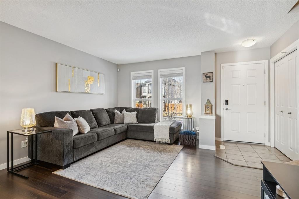 322 Cranford Park Se, Calgary, AB