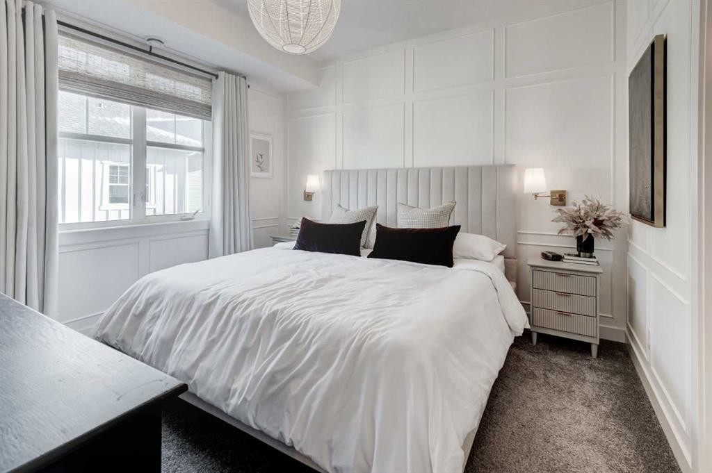 405 Cranbrook Walk Se, Calgary, AB - Indoor Photo Showing Bedroom