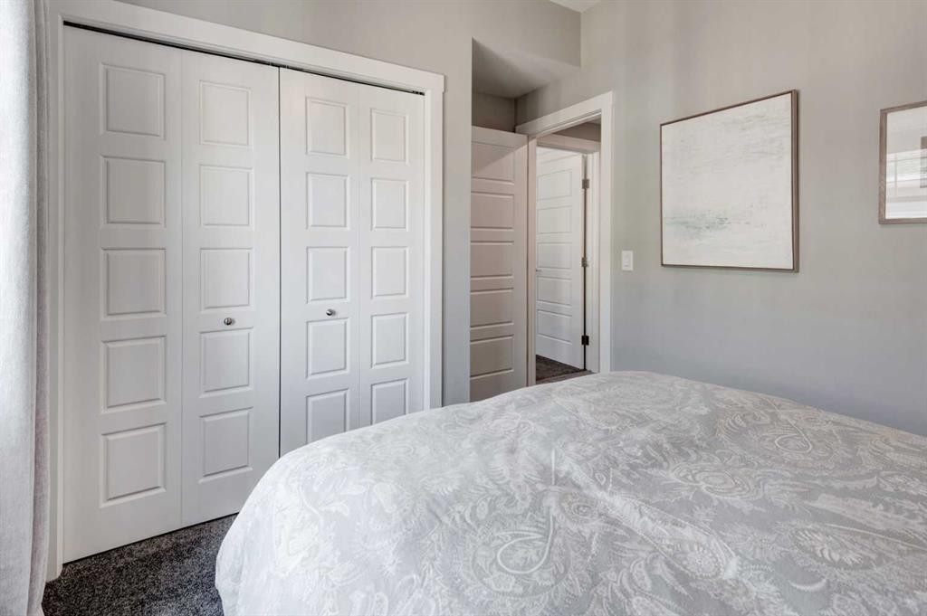 405 Cranbrook Walk Se, Calgary, AB - Indoor Photo Showing Bedroom