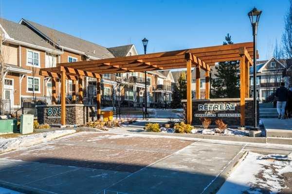 405 Cranbrook Walk Se, Calgary, AB - Outdoor