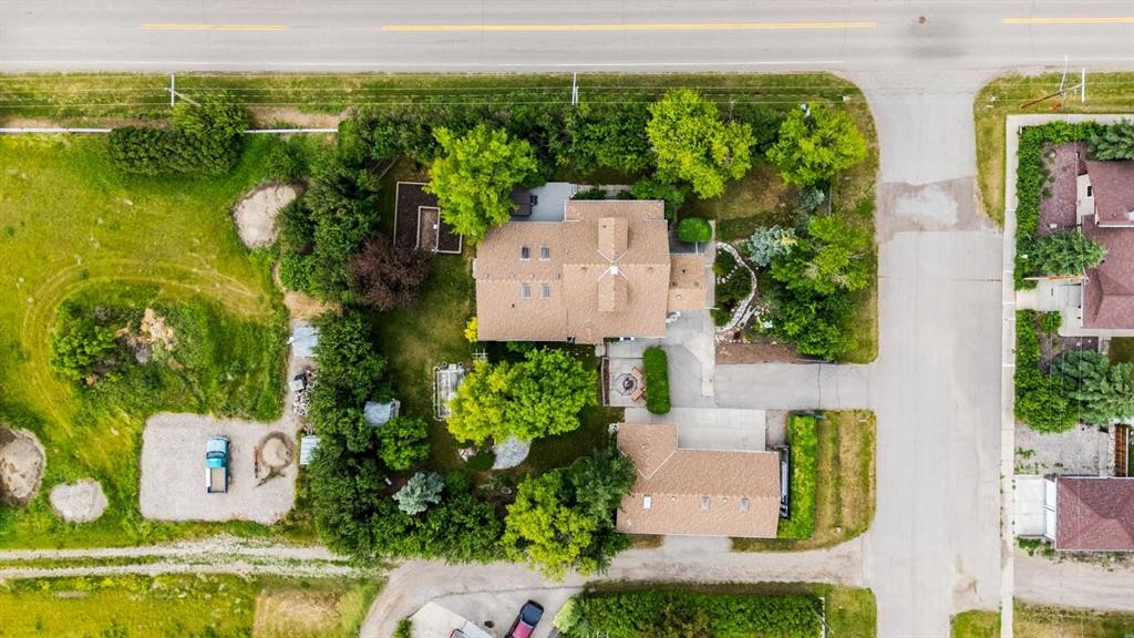 717 East Road, Standard, AB - Outdoor With View